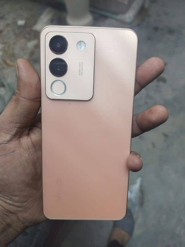 vivo V29e sale for good condition 4 month warranty 4