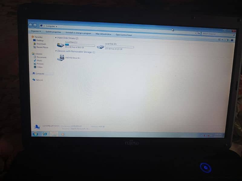 Fujitsu big laptop 17 inch display 4