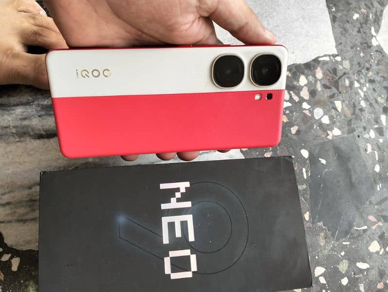 vivo iqoo neo 9 1