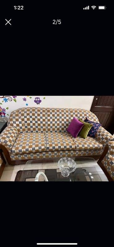 3 seater Sofa for sale 2