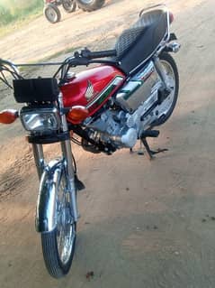 Honda 125 Special edition 22/23 model All punjab number