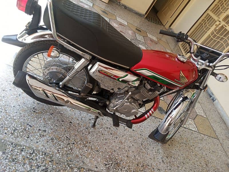 Honda 125 Special edition 22/23 model All punjab number 2