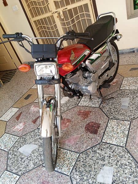 Honda 125 Special edition 22/23 model All punjab number 5