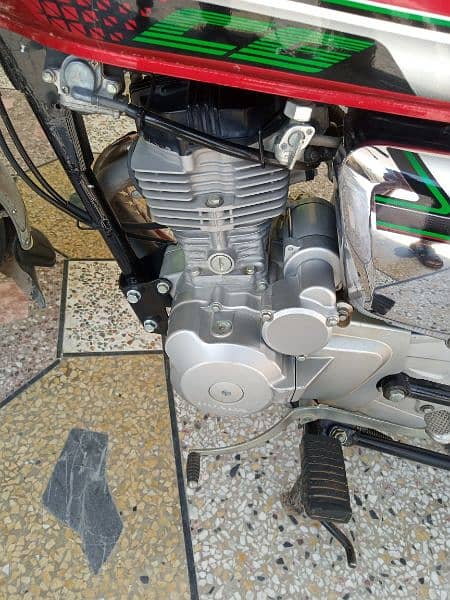 Honda 125 Special edition 22/23 model All punjab number 6