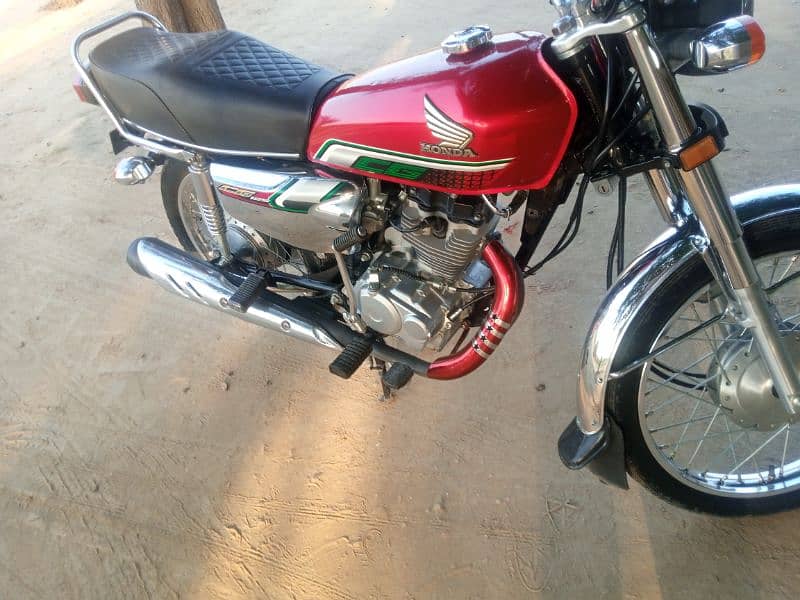 Honda 125 Special edition 22/23 model All punjab number 9