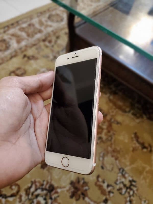 iphone 6s in new condition 2