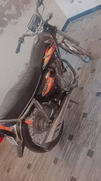 I am selling my Honda 125 2