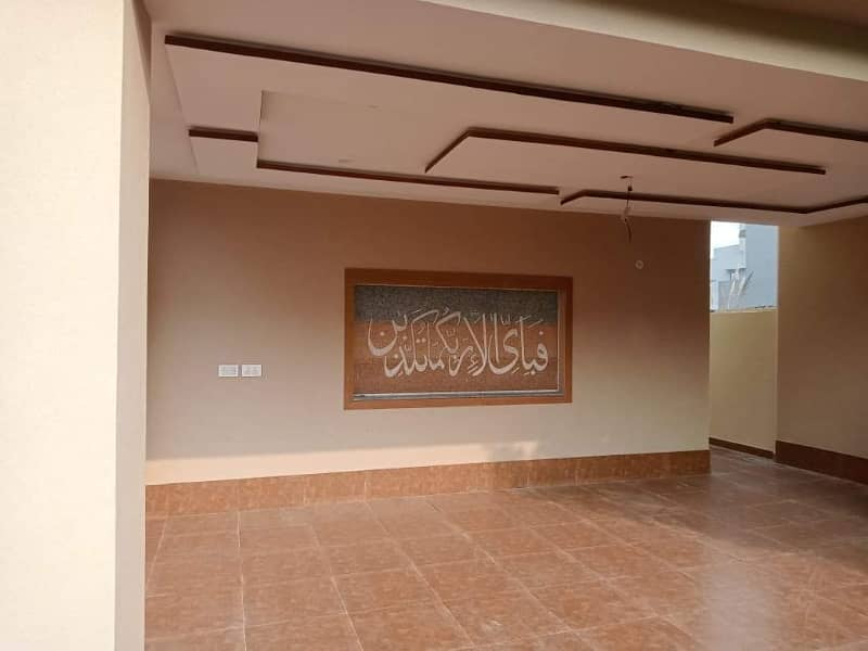 1 Kanal House for sale in Canal Garden Lahore 14