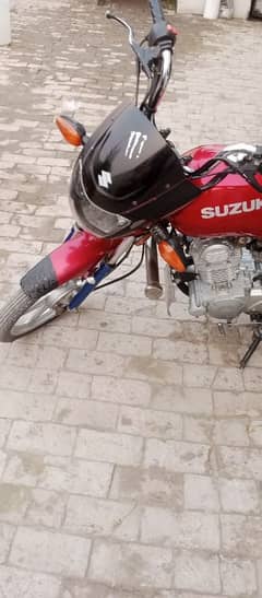 Suzuki 110 total orgnl orgnal dcomint new tyer new batri salf start