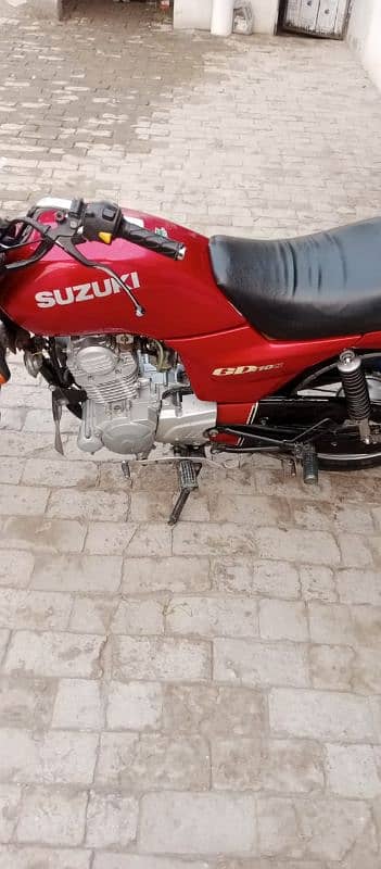 Suzuki 110 total orgnl orgnal dcomint new tyer new batri salf start 1