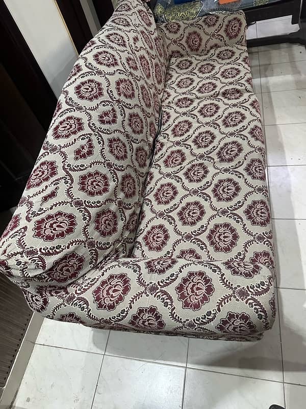 Good condition Sofa 2