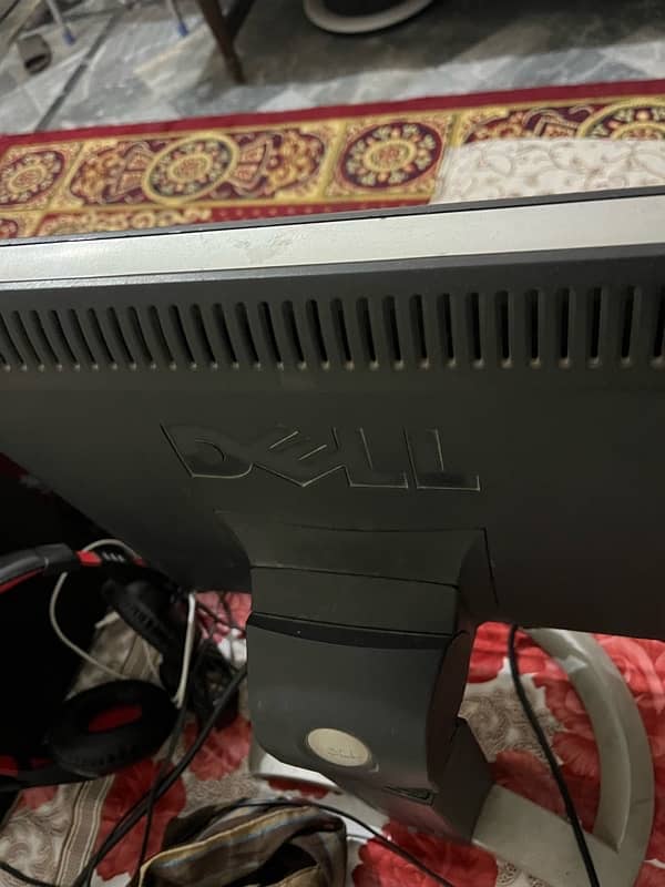 Dell Lcd Moniter  19 inch 0