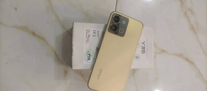 VIVO Y35 8/256 PTA APPROVED CONFIRM 10/9 WITH BOX 9