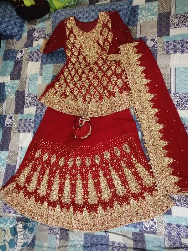 bridal lahanga for urgent sale, lahanga for baraat, 3