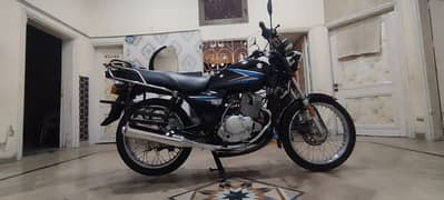 Suzuki GS 150