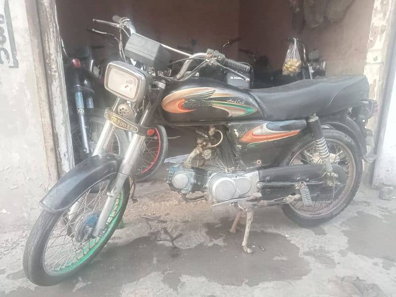 Bike Korangi khi 1