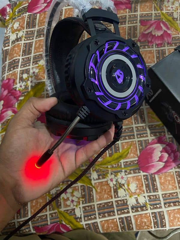 Gameing Headphones professional best for pubg plus free converter 8