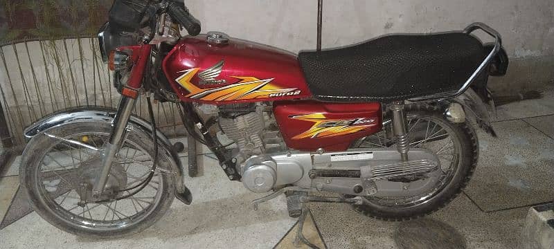 Honda CG 125 red original 5