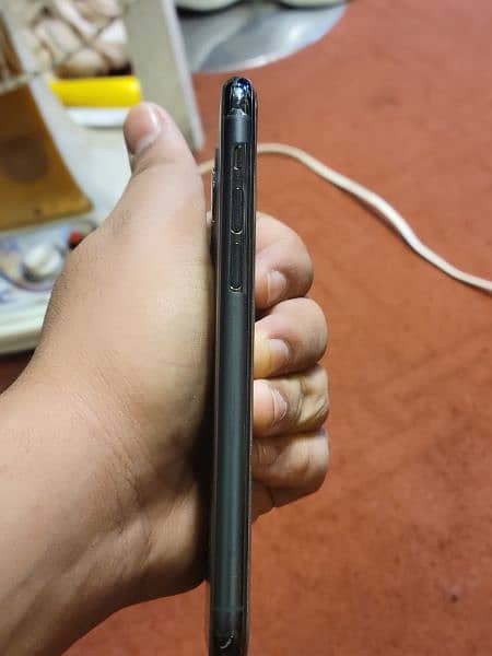 iPhone 11 pro pta 3