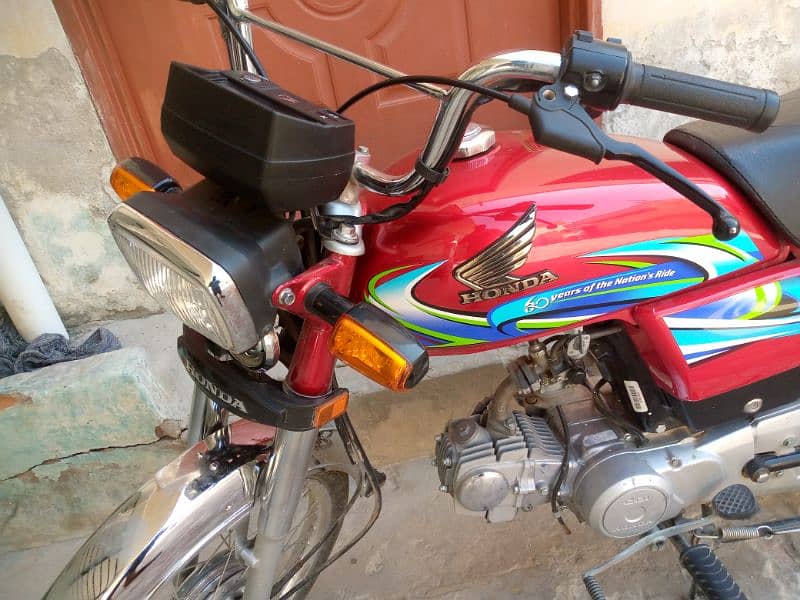 HONDA CD 70 zero meter GENWAIN condition ma 2024 Model. . . . 4