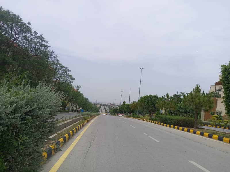 Residential Plot For Sale In Meradian 01 ,Street # 05 Corner ,DHA Phase 05 Emaar,Islamabad 8