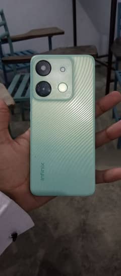 INFINIX SMART 7 ( 4/ 64 ) WITH BOX CHARGER fresh set 0