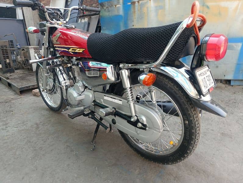 Honda 125 special edition exchange with Pridor 100 2