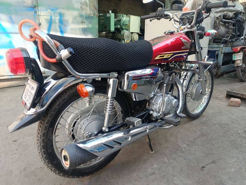 Honda 125 special edition exchange with Pridor 100 3