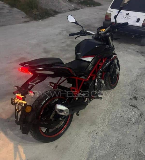 Benelli  TNT 150i 2019 model zero metar condition 1