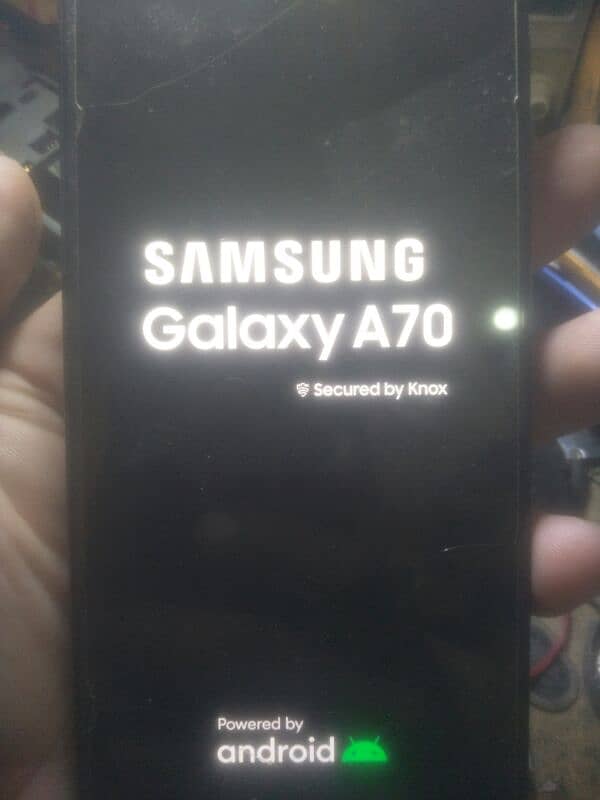 samsung a 70  . . 6 /128 0