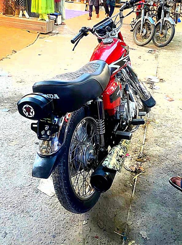 good condition Honda . no any one problem all ok piece . 2