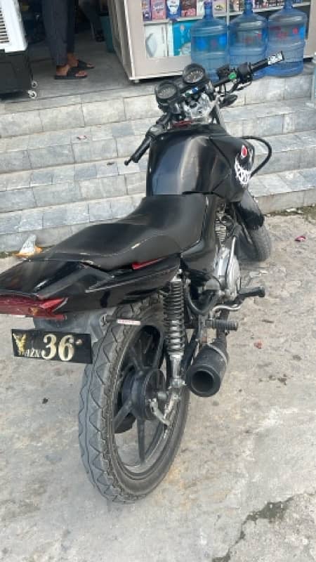 Ybr g bike 3