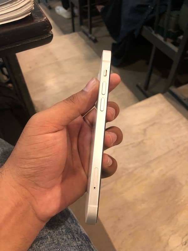 IPHONE 12 JV 128GB 4