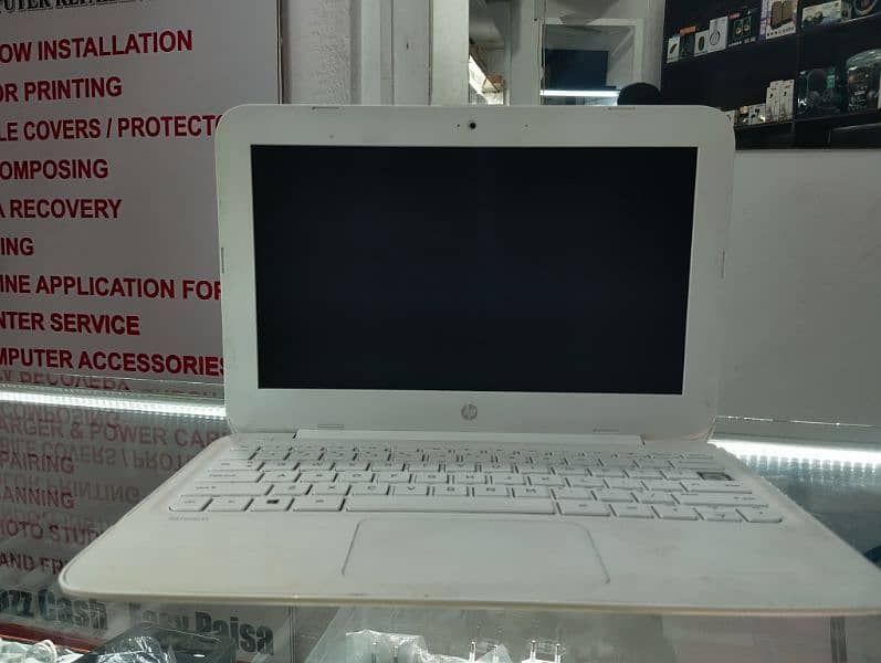 Hp Laptop 2/32 2