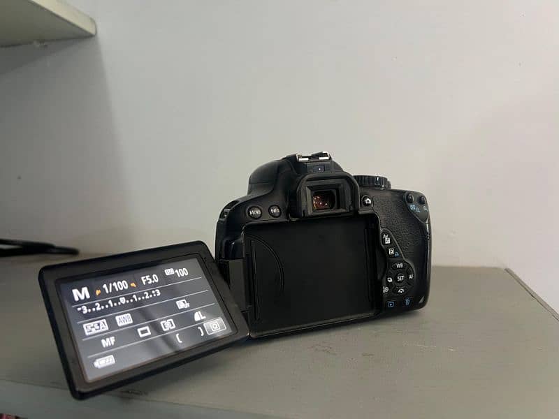 Canon 650d with 18-55 kit lens & 50mm Portrait lens 12