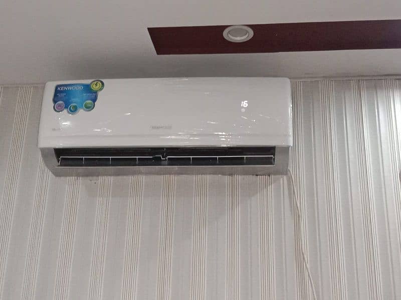 kenwood split ac heat and cool functional good 0