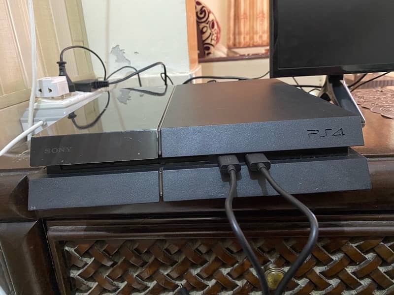 play station 4 Fat 1Tb for sale 0