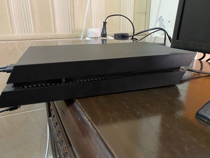 play station 4 Fat 1Tb for sale 2