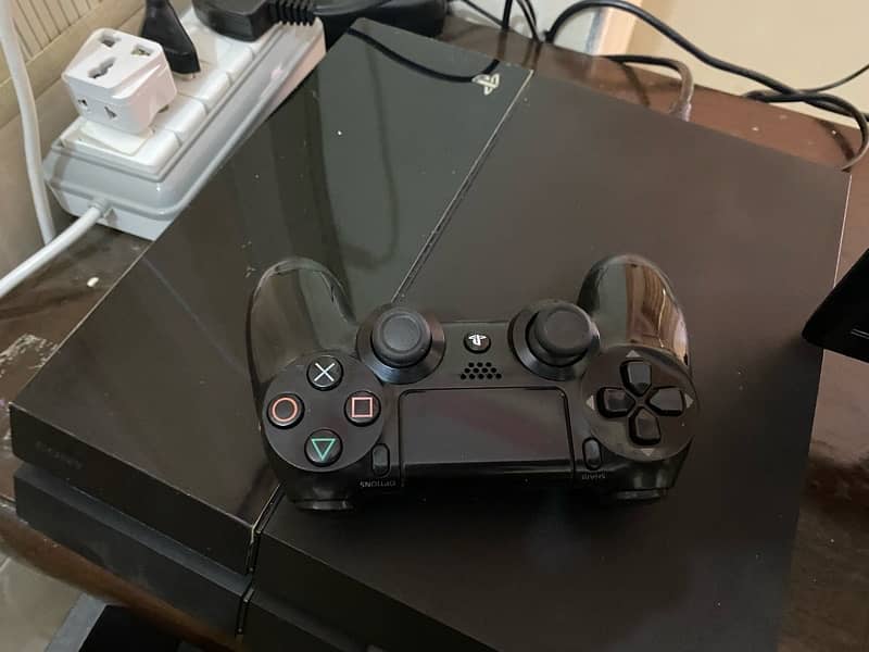 play station 4 Fat 1Tb for sale 4