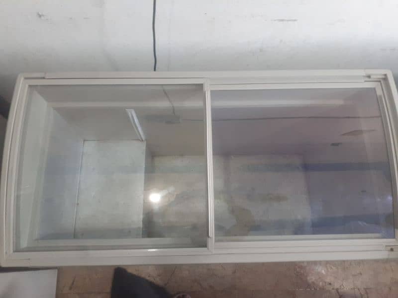 waves glass door freezer 1