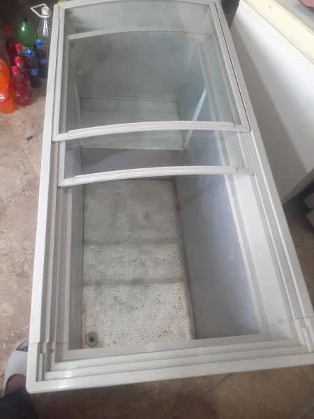 waves glass door freezer 9