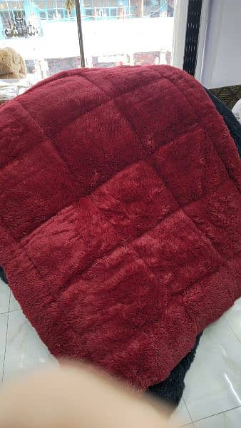 SHAGGY Quilt 0