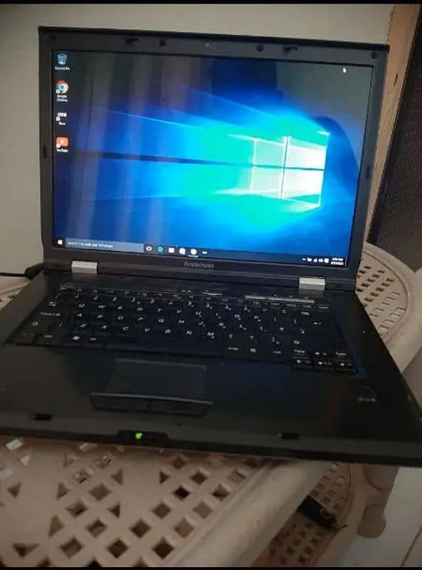 LENOVO LAPTOP- PERFECT FOR HOME ,OFFICE USE AND ANY WORK IN GOOD PRICE 4