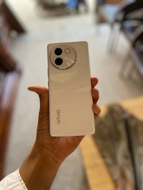 Vivo v30e 3