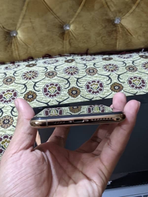 iPhone Xs Max Pta approved 7