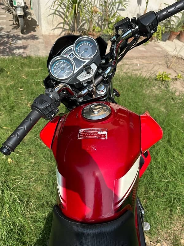 Honda cb150f 2023 4