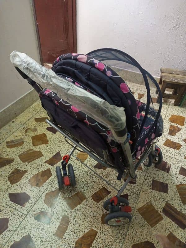 stroller 3