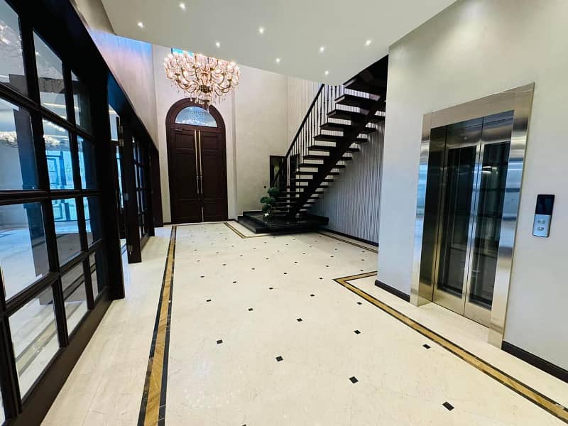 2 Kanal Luxury Designer House For Sale In Defense Housing Authority (DHA ) Phase 5 Lahore 2