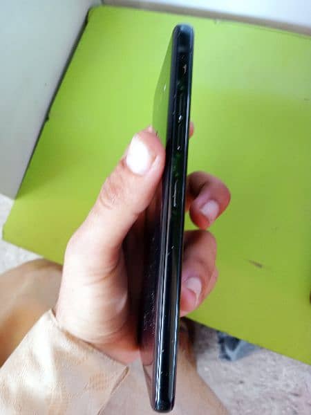 LG G8 thiq condition 10/8 2