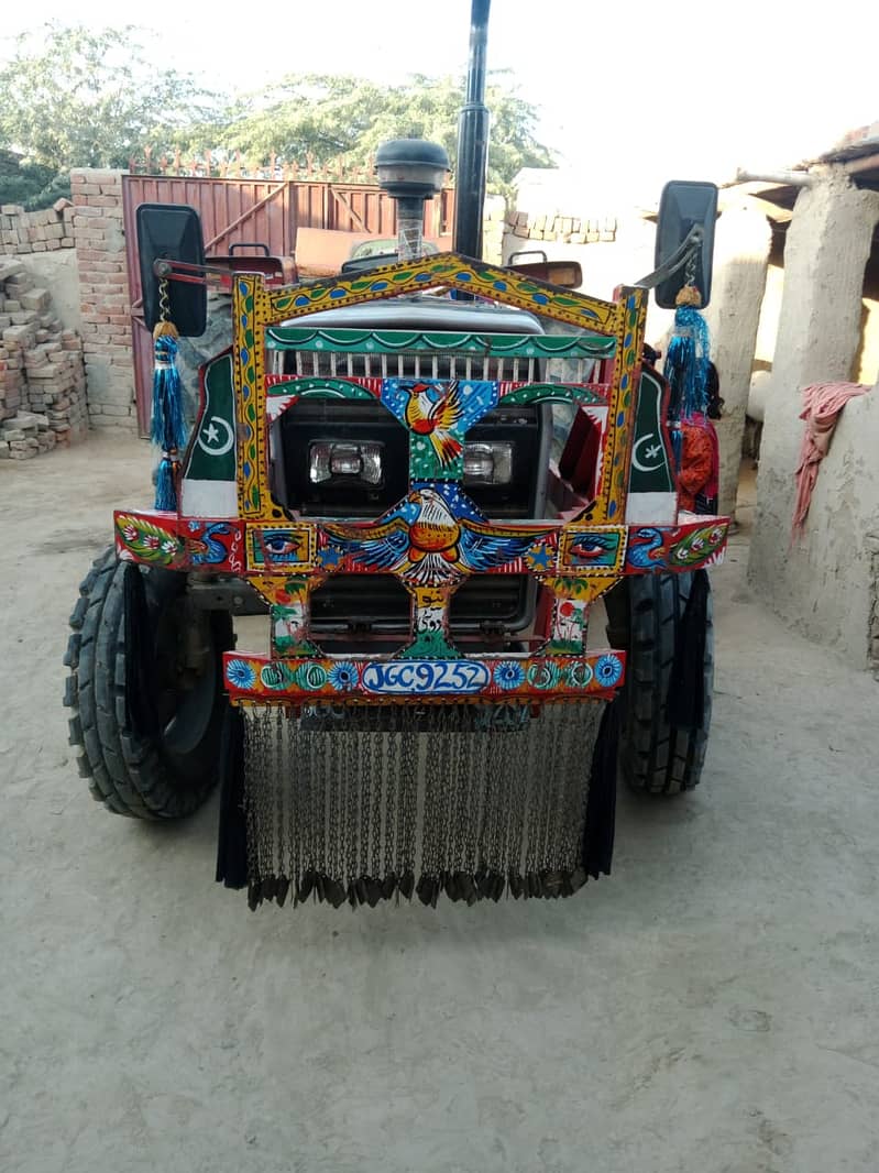 Massey Ferguson 260 Tractor Model 2004 with trolly 0